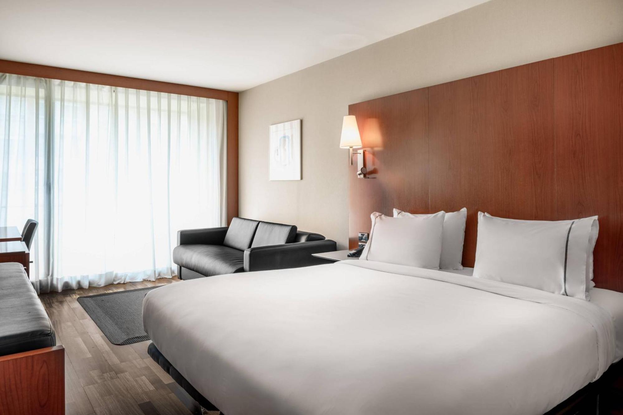 Ac Hotel La Rioja By Marriott Logroño Exteriör bild