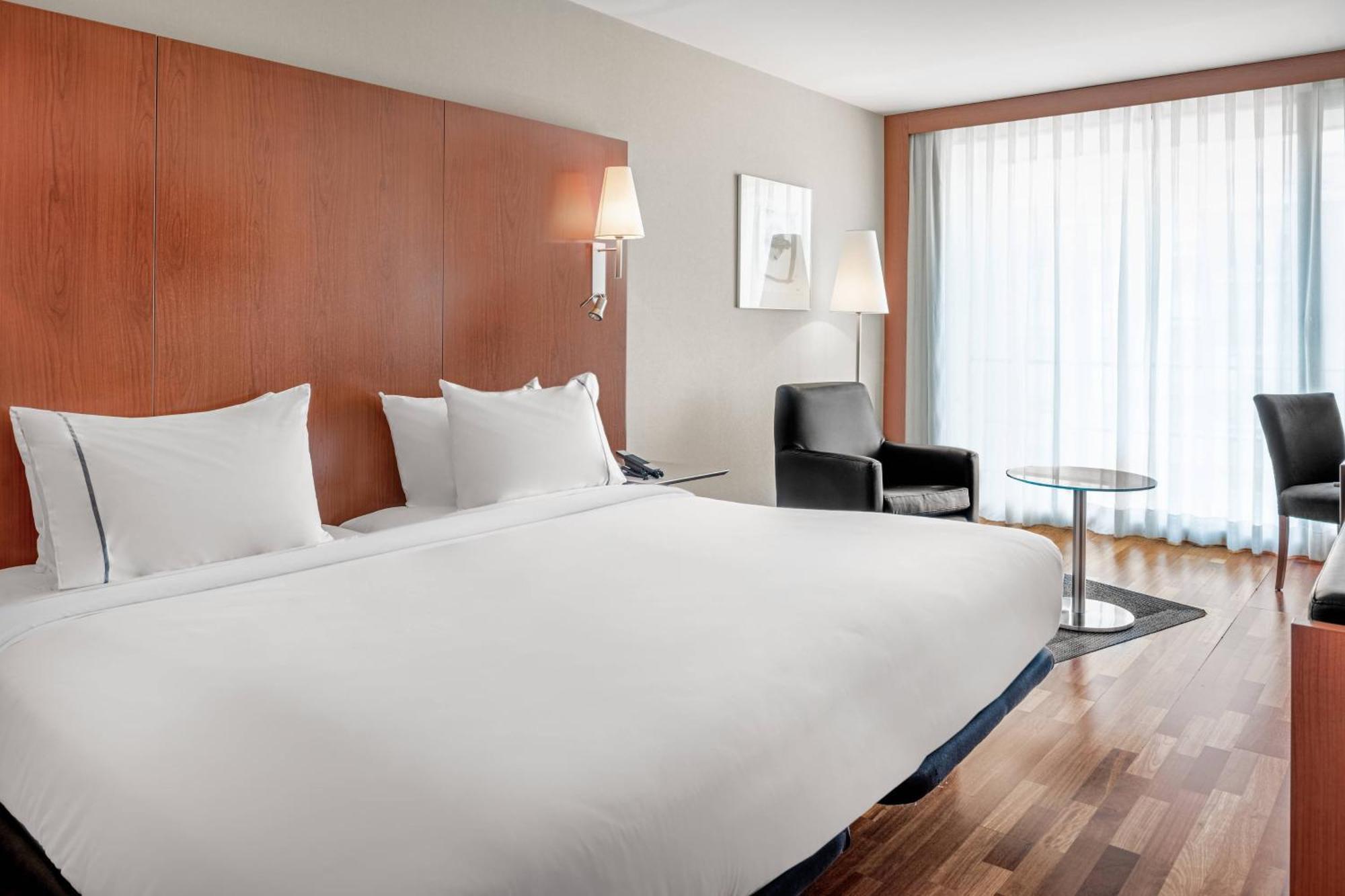 Ac Hotel La Rioja By Marriott Logroño Exteriör bild