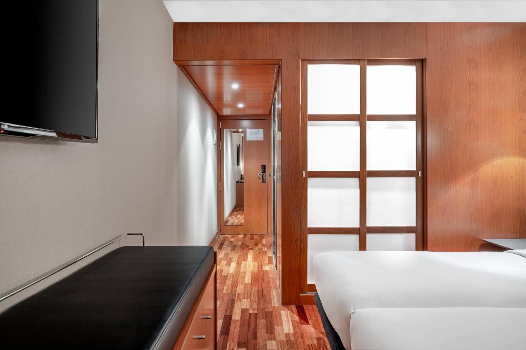 Ac Hotel La Rioja By Marriott Logroño Exteriör bild